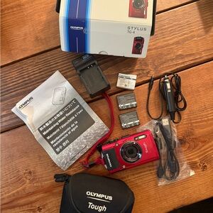 Olympus Tough TG-4 Waterproof Digital Camera